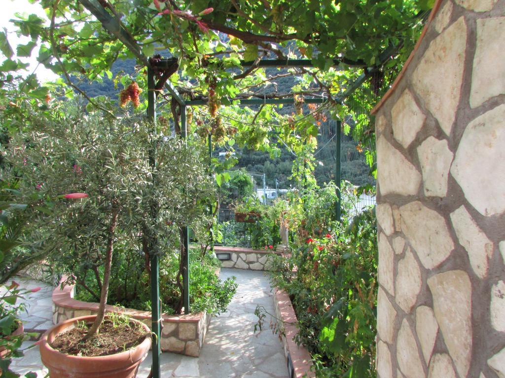 Palazzo A Mare Bed & Breakfast 2*