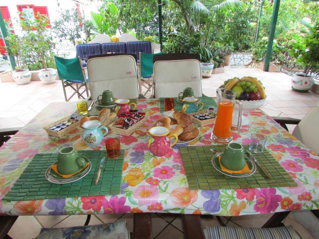 Palazzo A Mare Couette-café Capri