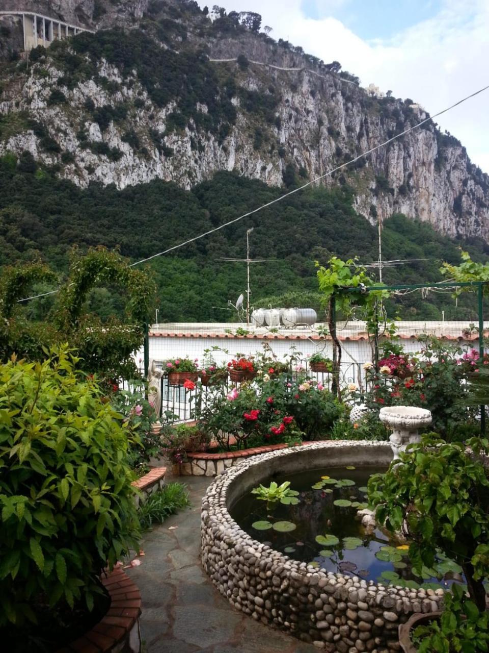 Couette-café Palazzo A Mare 2*