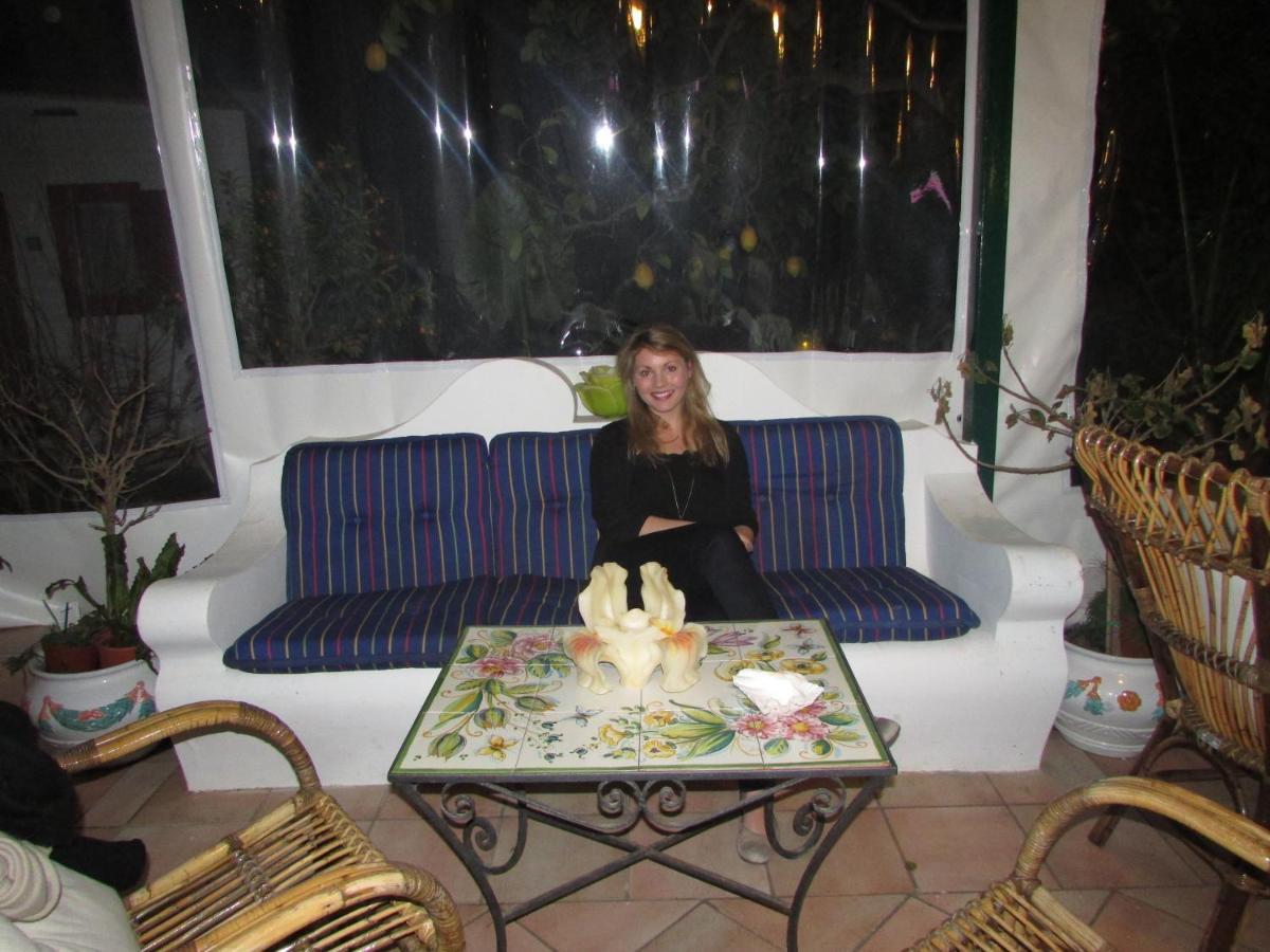 Couette-café Palazzo A Mare 2*